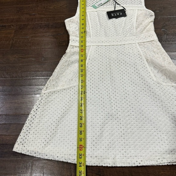 Fate Jonetta White Sleeveless Lace Dress Size Large Women - Picture 11 of 11